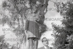 Altamirano-inaug-statua-a-villa-Ormond-1960-429-1