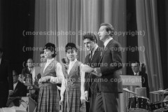 Pino-Donaggio-e-Mike-Bongiorno-Festival-dei-Bambini-26-12-63