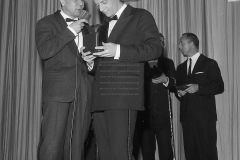 Johnny-Dorelli-Enzo-Tortora-premio520