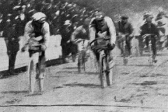 1913 n385