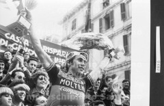 1976-Mil-San-il-settimo-ed-ultimo-trionfo-a-Sanremo-di-Merckx