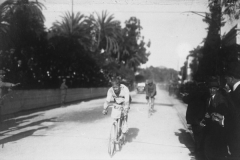 1919 L'arrivo di Gremo seguito da un turista n281