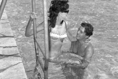 Peppino-di-Capri-e-prima-moglie-a-Capo-Pino-di-Sanremo-1961-5