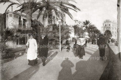 Passeggiata-con-turisti-1908-bis
